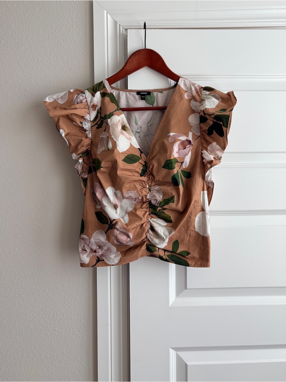 Express Brown Floral Ruched Ruffle Sleeve Cotton Top S pink green